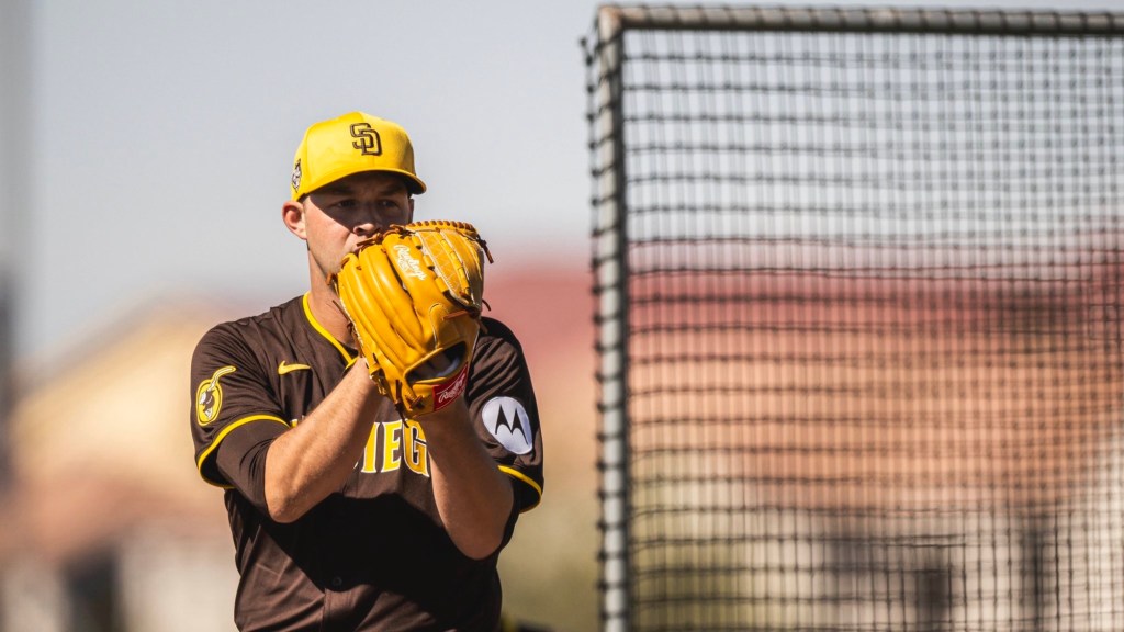 Michael King firma extensión con San Diego.