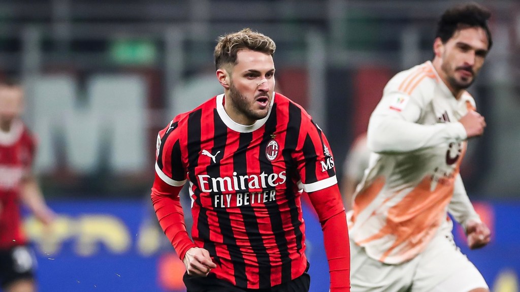 debut santi gimenez milan
