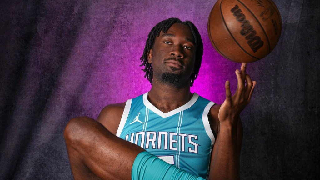 ¡SE CAYÓ EL TRASPASO DE MARK WILLIAMS A LOS&nbsp;LAKERS!