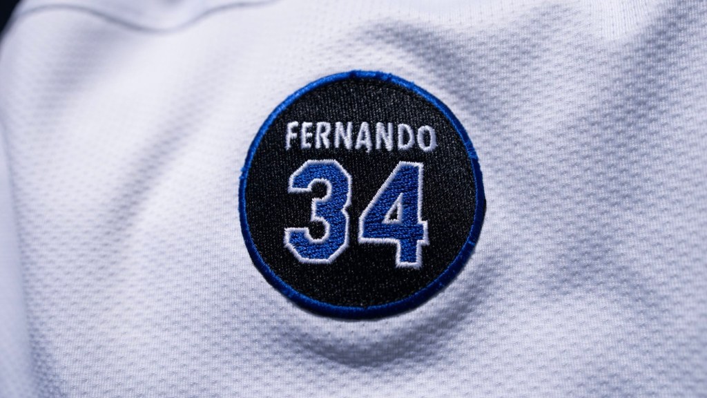 LOS DODGERS RENDIRÁN HOMENAJE A FERNANDO VALENZUELA DURANTE TODA LA&nbsp;CAMPAÑA
