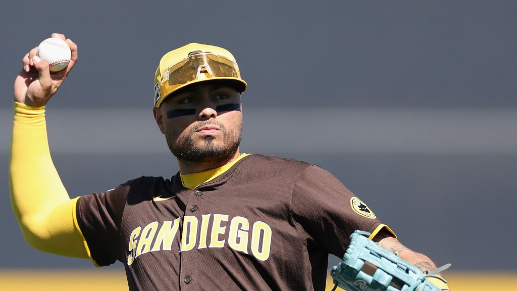 TIRSO ORNELAS SE CONVIERTE EN EL MEXICANO 150 EN DEBUTAR EN GRANDES&nbsp;LIGAS