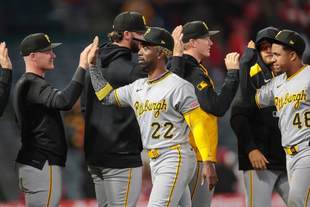 LOS ANGELS BUSCAN EMPAREJAR LA SERIE CON&nbsp;PITTSBURGH