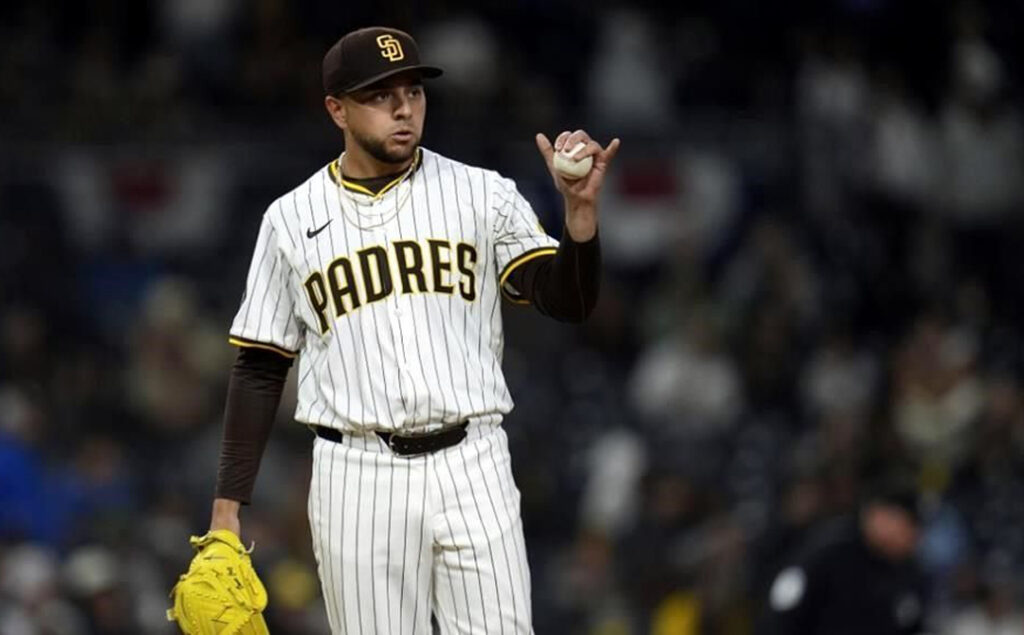 ¿Llegó el momento de omar cruz? el mexicano busca una oportunidad para consolidarse en san&nbsp;diego