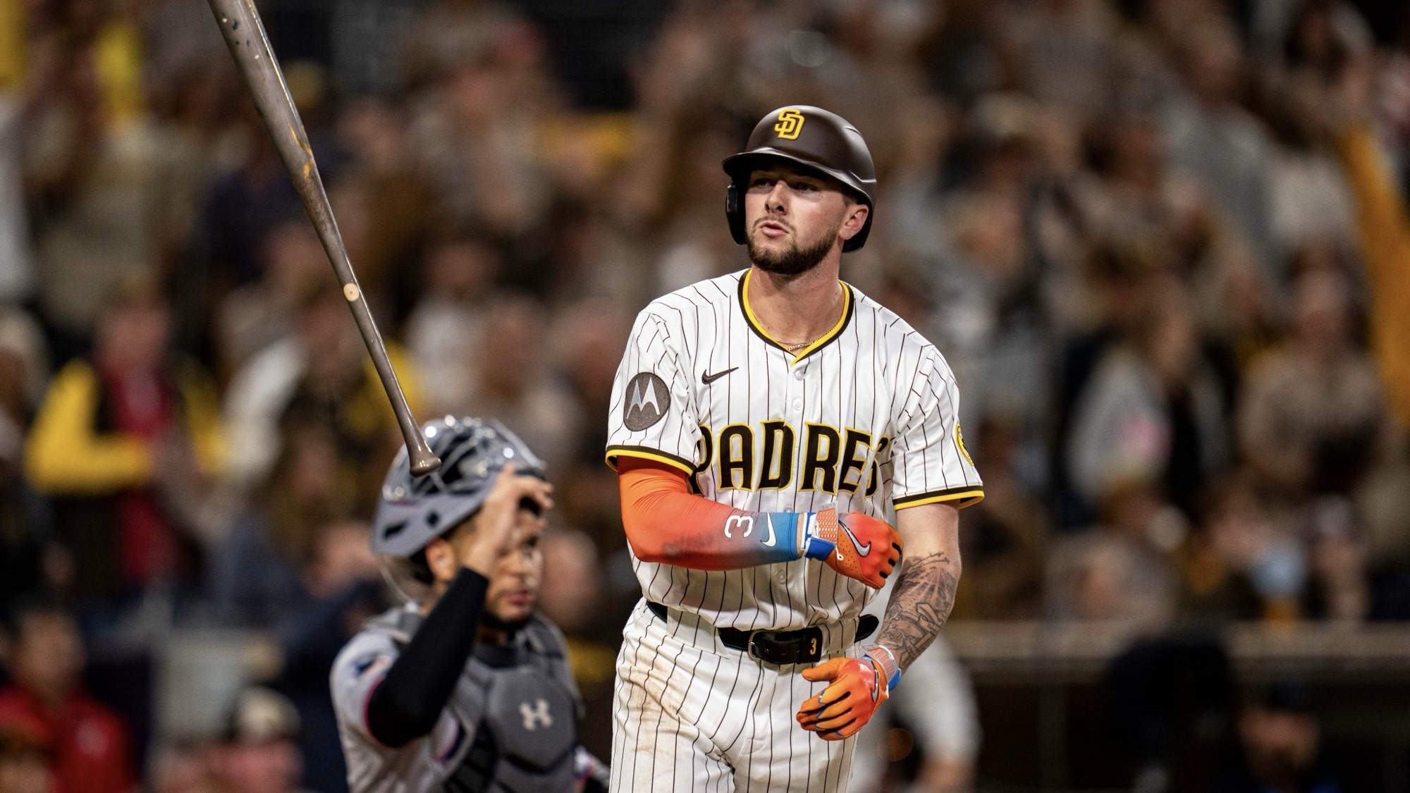 San Diego se mantiene a 2 juegos de los Dodgers en el oeste de la Liga Nacional.