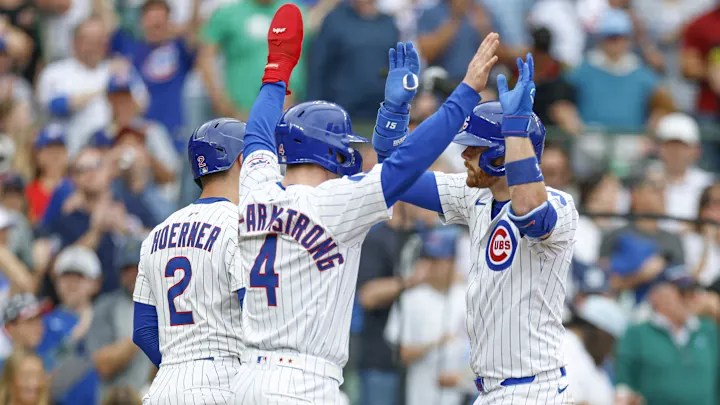 Cubs dominan a Reds y siguen líderes en la Central de la&nbsp;Nacional