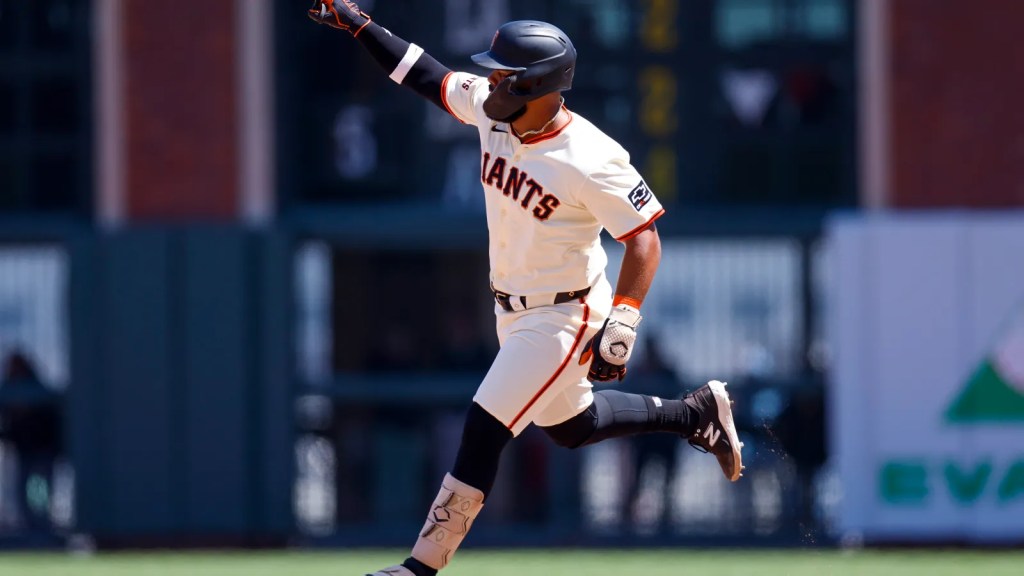 Gigantes y Red Sox se enfrentan en un duelo intenso que definió la&nbsp;serie.