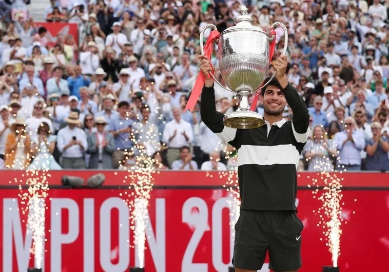 Alcaraz recorta distancia con Sinner y mete presión antes de&nbsp;Wimbledon