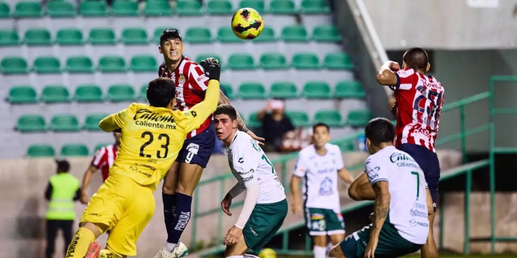 Chivas debuta en el Apertura 2025 con Gabriel Milito y refuerzos&nbsp;listos