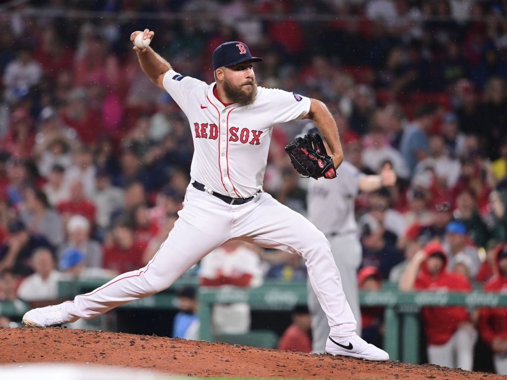 Boston cae en doble cartelera, pero asegura la serie frente a&nbsp;Cincinnati