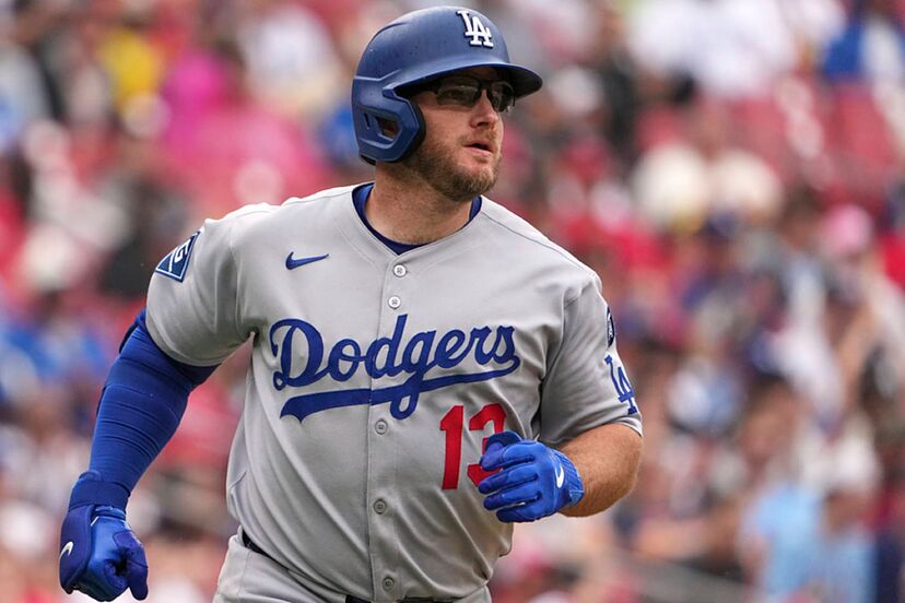 Dodgers confían en Kennedy y Freeland, pero la ofensiva extraña a&nbsp;Muncy