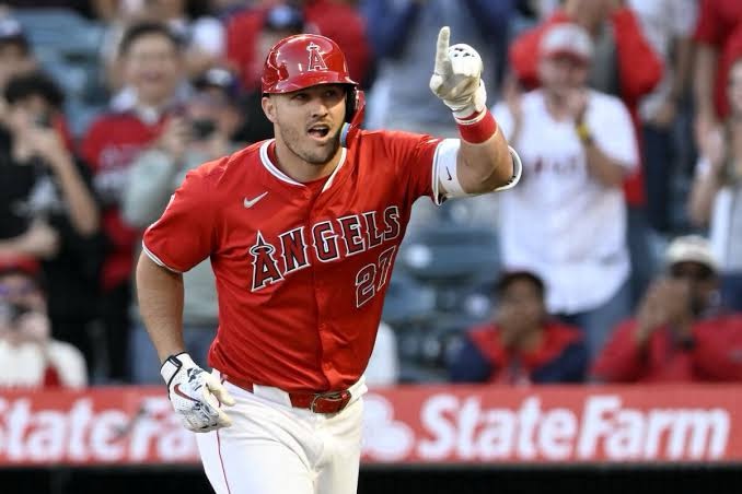 Neto y Trout encienden la Freeway Series: Angels doblegan a Dodgers y ya van 4-0 en el&nbsp;año