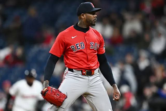 El ‘Cuban Missile’ resurge: nadie le conecta hit a&nbsp;Chapman