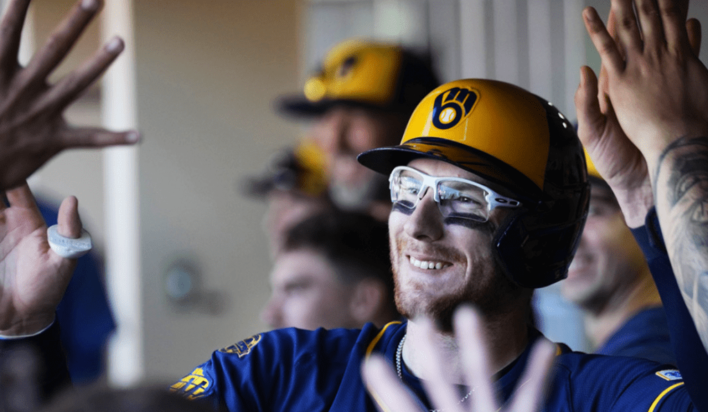 ¡Salud, Milwaukee! Cerveceros empata su marca&nbsp;histórica