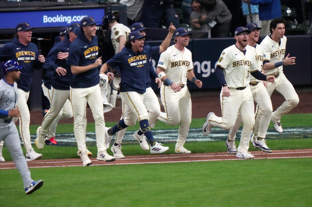 ¡Salud, Milwaukee! Los Cerveceros hacen historia y van por la Serie de&nbsp;campeonato