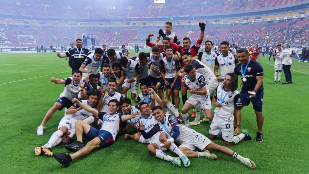 El Potro quiere volver: Atlante estaría cerca de adquirir la franquicia de&nbsp;Mazatlán