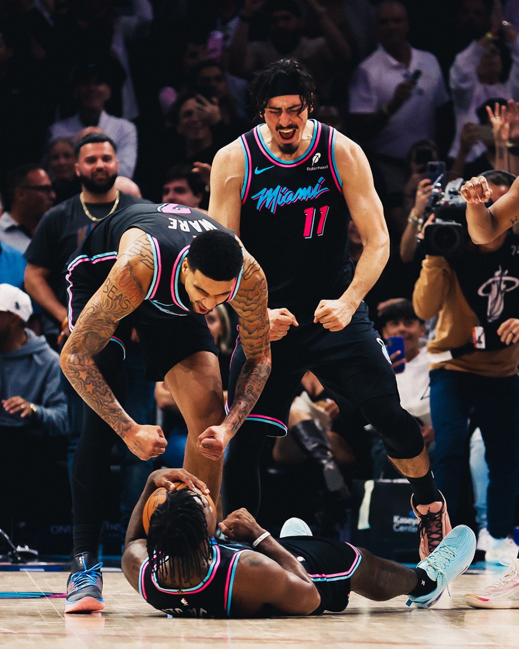 Heat resiste la reacción de New York y gana 115-113 en&nbsp;Miami