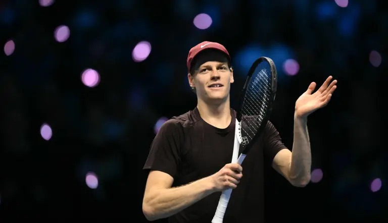 Sinner repite en Turín; Alcaraz confirma su liderato mundial del&nbsp;2025