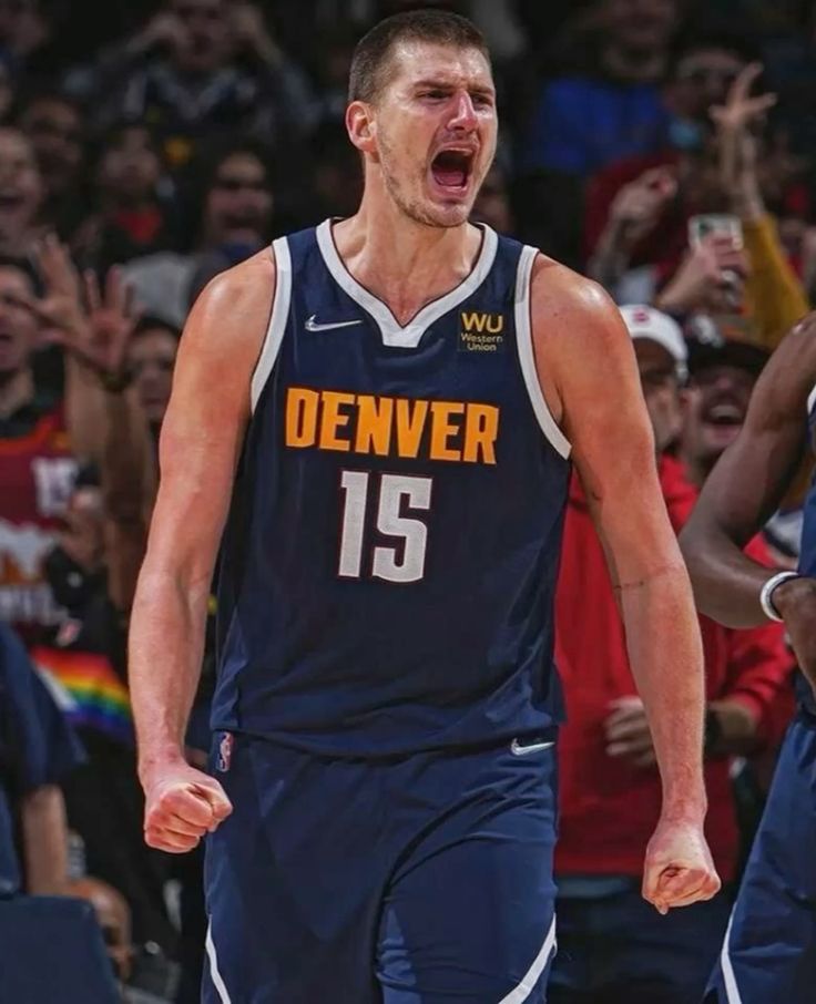 Santa Jokić aparece en Navidad y guía a Denver a una victoria de película en&nbsp;overtime
