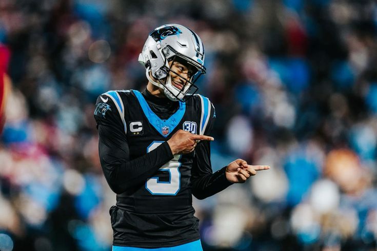Panthers golpean en el momento clave, vencen 23–20 a Tampa Bay y se adueñan del&nbsp;Sur