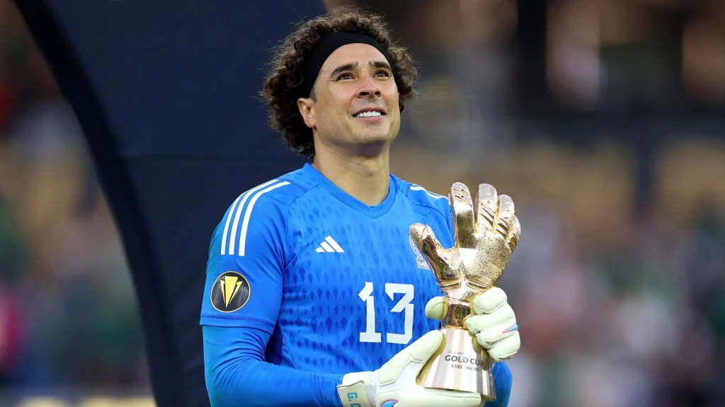 ¿Vuelve Memo Ochoa? Aguirre abre la puerta al veterano&nbsp;arquero