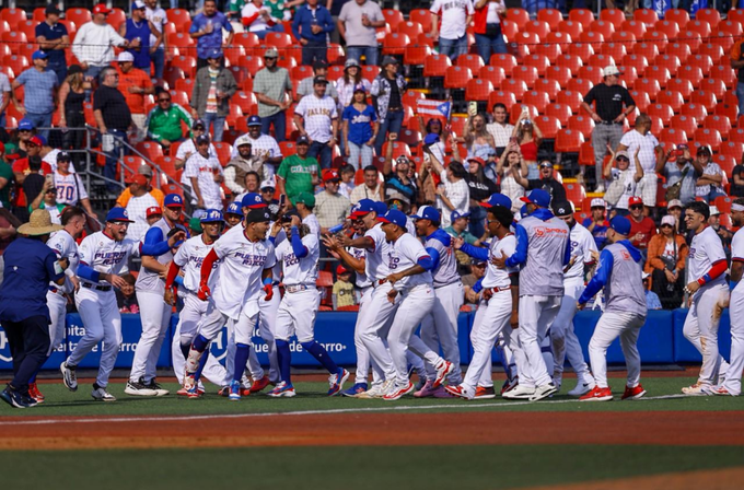 Santurce firma remontada agónica y debuta con victoria en la Serie del&nbsp;Caribe.