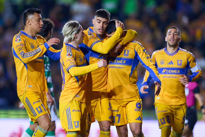 Manita felina: Tigres golea 5-1 a Santos y gana su primer partido de local